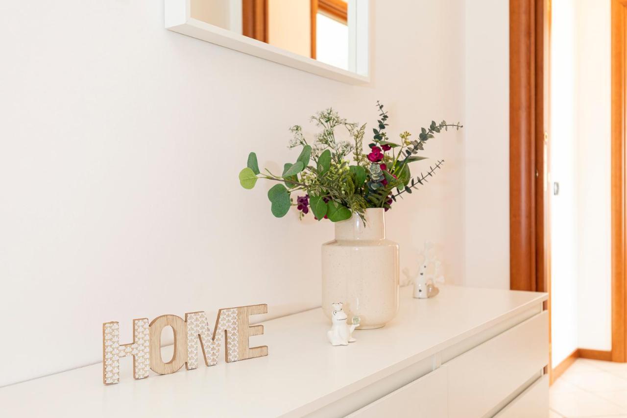 Casty Sweet Home - Parcheggio Privato Gratuito Milánó Kültér fotó
