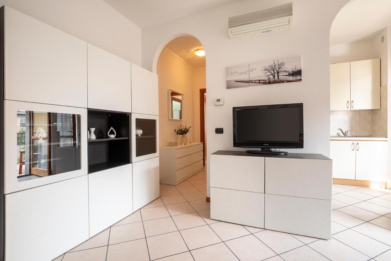 Casty Sweet Home - Parcheggio Privato Gratuito Milánó Kültér fotó